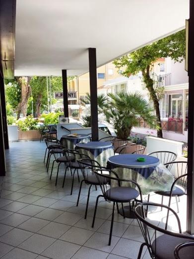 Hotel Penny Rimini Luaran gambar